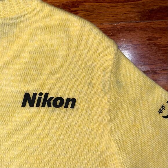 LPGA Yellow Wool Blend Sponsored Golf Pullover Sweater Size Medium - Picture 16 of 16